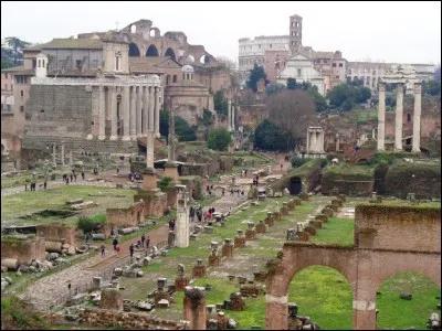 Durant quelle siècle la ville de Rome fut-elle fondée ?