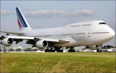 Quel est le plus gros avion parmi les quatre cits ci-dessous ?