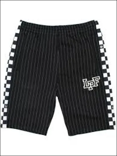 N'a souvent aucun droit, c'est le...