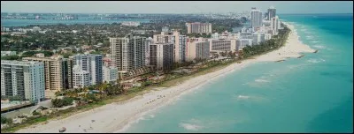 À quelle latitude se trouve Miami ?