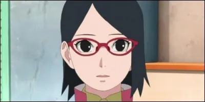 Qui accompagne Sarada Uchiwa lorsqu'elle part à la recherche de son père ?