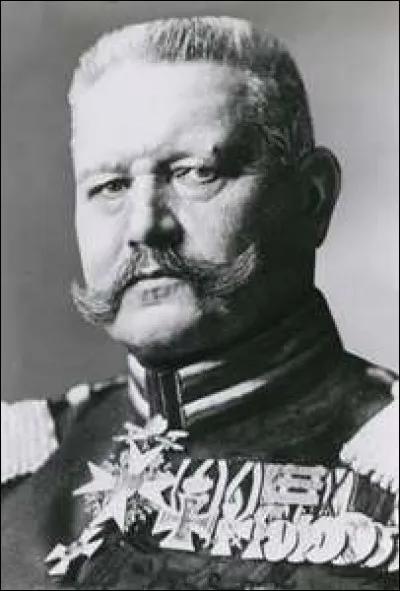 Quel était le prénom de Von Hindenburg ?