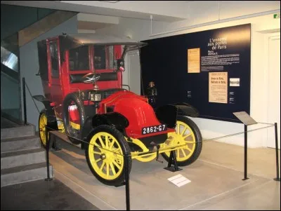 En 1914, 600 taxis Renault ont transporté des soldats jusqu'à quel champ de bataille ?