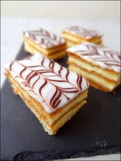 Quel pâtissier de luxe d'origine alsacienne, a mis au point le 2000 feuilles, la Ferrari des mille-feuilles contemporains ?