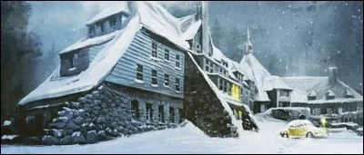Quel est le nom du mythique hôtel de "Shining" ?