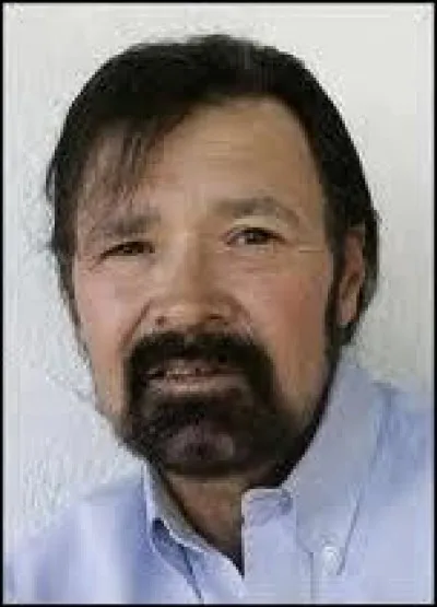 Quel est le pr&eacute;nom de son p&egrave;re ?