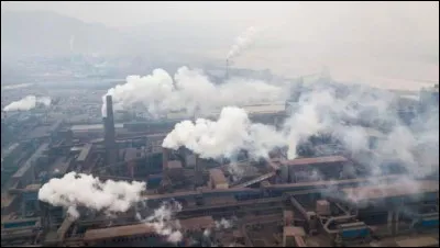 Sur le plan chimique, quel est le point commun entre l'eau et le dioxyde de carbone ?