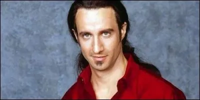 De quelle nationalité est Jean-Luc Rieuperoux ?