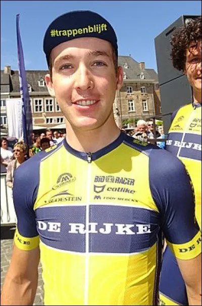 &Agrave; quel &acirc;ge d&eacute;c&egrave;de-t-il d'une h&eacute;morragie le 26 avril 2019 ?