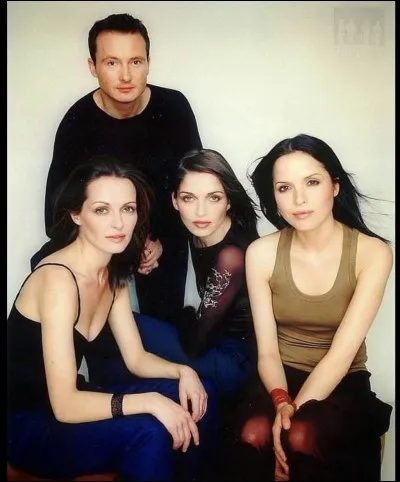 Pour finir, ce groupe irlandais (mon préféré) est originaire de Dundalk, dans quel comté ?