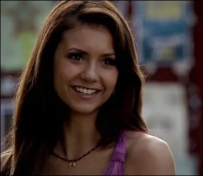 Qui est l'ex d'Elena dans la saison 1 ?