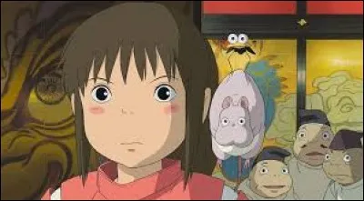 Ce film d'animation, réalisé par Hayao Miyazaki, raconte l'histoire d'une fillette de dix ans qui, alors qu'elle se rend en famille vers sa nouvelle maison, entre dans le monde des esprits. Quel est ce film, à la fois grand succès du cinéma japonais avec 23 millions de spectateurs et acclamé par la critique internationale ?