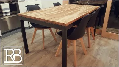 Traduisez "salle &agrave; manger" :