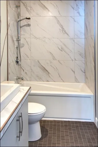 Traduisez "toilettes" :