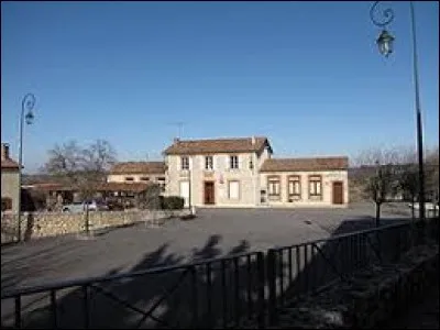 Petit tour en Occitanie, à Montberaud. Commune de l'aire urbaine Toulousaine, elle se situe dans le département ...