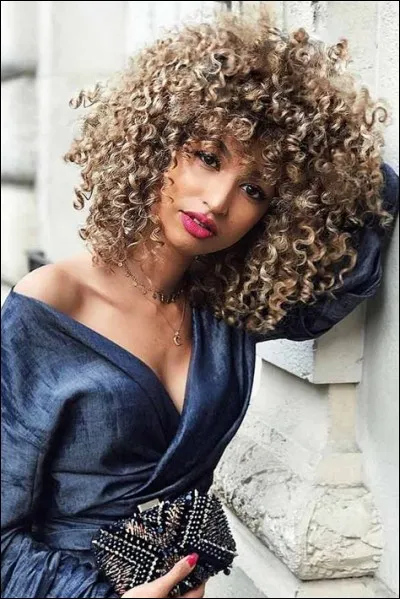 Combien a-t-il eu de femmes ?