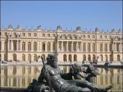 "Versailles" est un film dans lequel a jou&eacute; G&eacute;rard Depardieu.