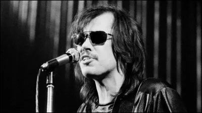 Quel était le pays d'origine de John Kay, chanteur de Steppenwolf ?