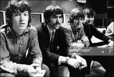 Qui était le chanteur du Spencer Davis Group ?