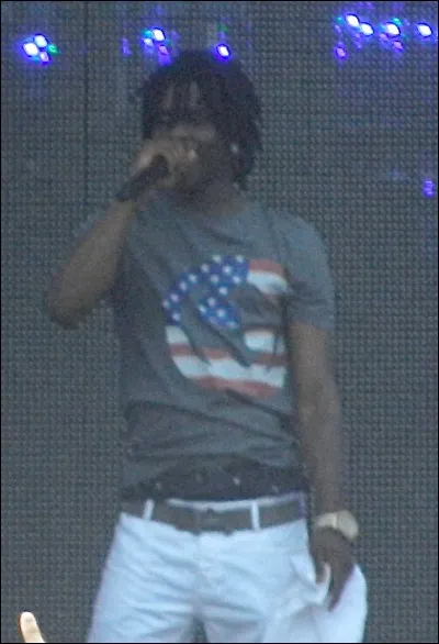 Par qui est-il influencé ?