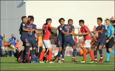 Quel joueur du PSG s'est fait exclure face au Nîmes olympique lors de la 4e journée de Ligue 1 ?