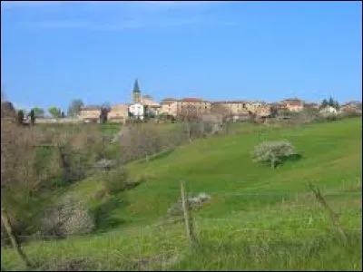 Commune d'Auvergne-Rhône-Alpes, Étables se situe dans le département ...