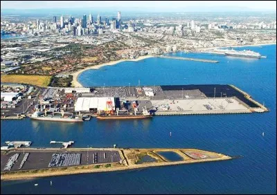 Le port saoudien de Jeddah est sur ...