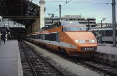 Le 5 décembre, le TGV bat le record du monde de vitesse sur rail en atteignant...