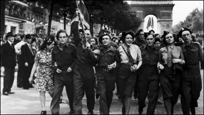 Quelle est la date de la fin de la Seconde Guerre mondiale en Europe ? Et dans le monde avec la capitulation du Japon ?