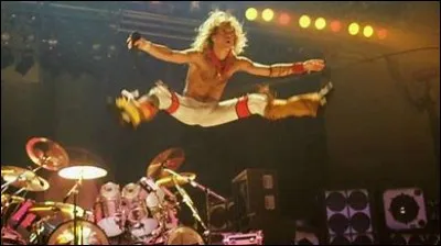 ''Jump'' est un titre de Van Halen. Qui détient en avril 2019 le record du monde de saut en longueur ?