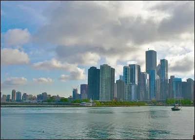 De façon ironique quel lac était appelé autrefois lac des Illinois ,
