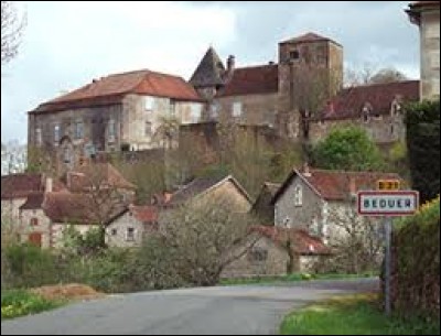 Aujourd'hui, notre balade commence en Occitanie, à Béduer. Commune de l'aire urbaine de Figeac, dans le Quercy, elle se situe dans le département ...