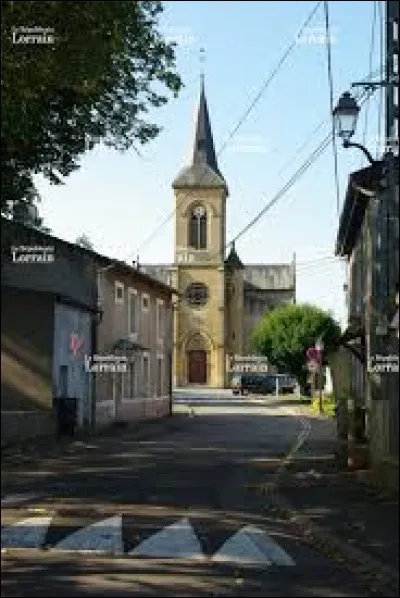 Je vous emmène en Lorraine, à Moineville. Village du Pays Haut, il se situe dans le département ...