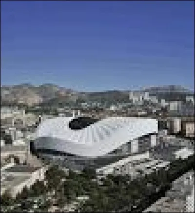 Quel est le nom du stade de l'OM ?