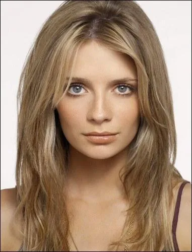 Qui double Marissa Cooper dans la srie ?