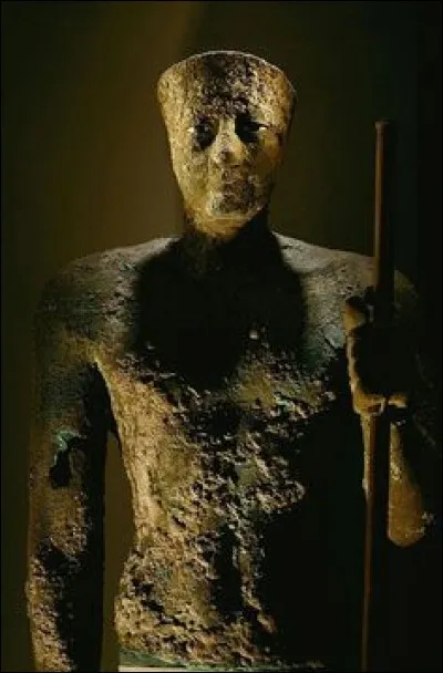 Pharaon ayant eu le plus long règne, préférant partager la couche de son général que celle de ses concubines. Qui est-il ?