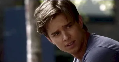 Avec quelle m&egrave;re des filles Jason sort-il ?