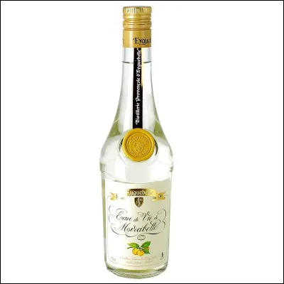 Qui s'occupait de préparer l'eau-de-vie avant ? (alcool)