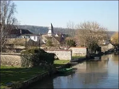 Cette semaine, notre balade commence en Normandie, à Garennes-sur-Eure. Nous sommes dans le département ...