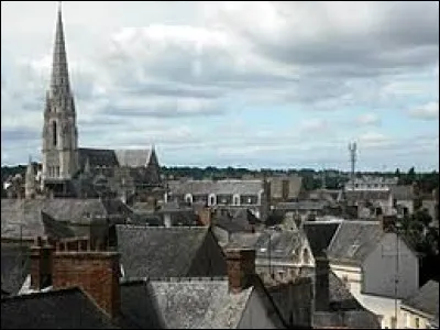 Je vous propose de partir dans les Pays-de-la-Loire à la découverte de Châteaubriant. Ville de la Bretagne historique et du pays de la Mée, elle est une sous-préfecture du département ...