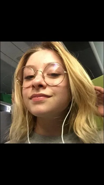 Quelle chanteuse Gloria adore-t-elle ?