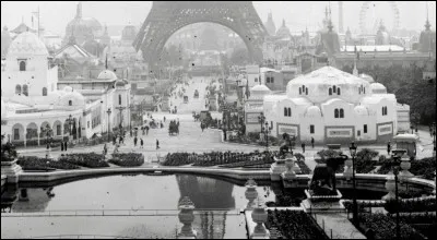 Année : 2010
Genre : Thriller 
Personnages : Guy/Faustine/Julie/Martial.
Indices : Écrivain/Catin/Progrès de science/Boudoir de soie. 
Quel est ce roman ?