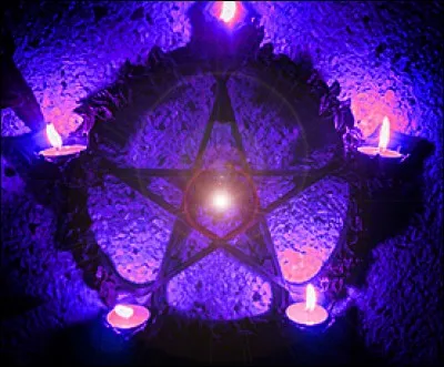 Année : 2018 
Genre : Thriller fantastique 
Personnages : Olivia/Tom/Ethan. 
Indices : Adolescents/Suicide/Hurlements/Forêt. 
Quel est ce roman ?