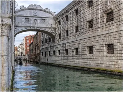 Récréation > Cette image devrait vous évoquer au moins un terme musical. Lequel ?