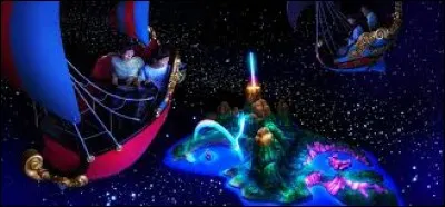 À combien peut-on embarquer dans l'attraction "Peter Pan's Flight" ?