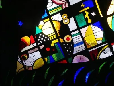 Dans quelle station se trouve le vitrail que le métro de Moscou a offert au métro de Paris ?