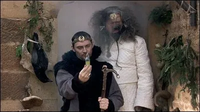 A partir de quel livre, Arthur demande-t-il à Elias de seconder Merlin pour la défense de Kaamelott ?