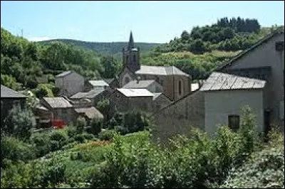 Petit village d'Occitanie, peuplé de 89 habitants, Peux-et-Couffouleux se situe dans le département ...