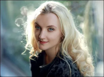Evanna est fan de Tom Burton.