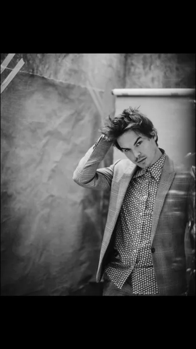 Qui a été à Radley, est sortie avec Caleb dans les saisons 6 et 7 ? 
(Les filles s'étaient retrouvées à Rosewood pour laisser sortir Charlotte de Radley.)